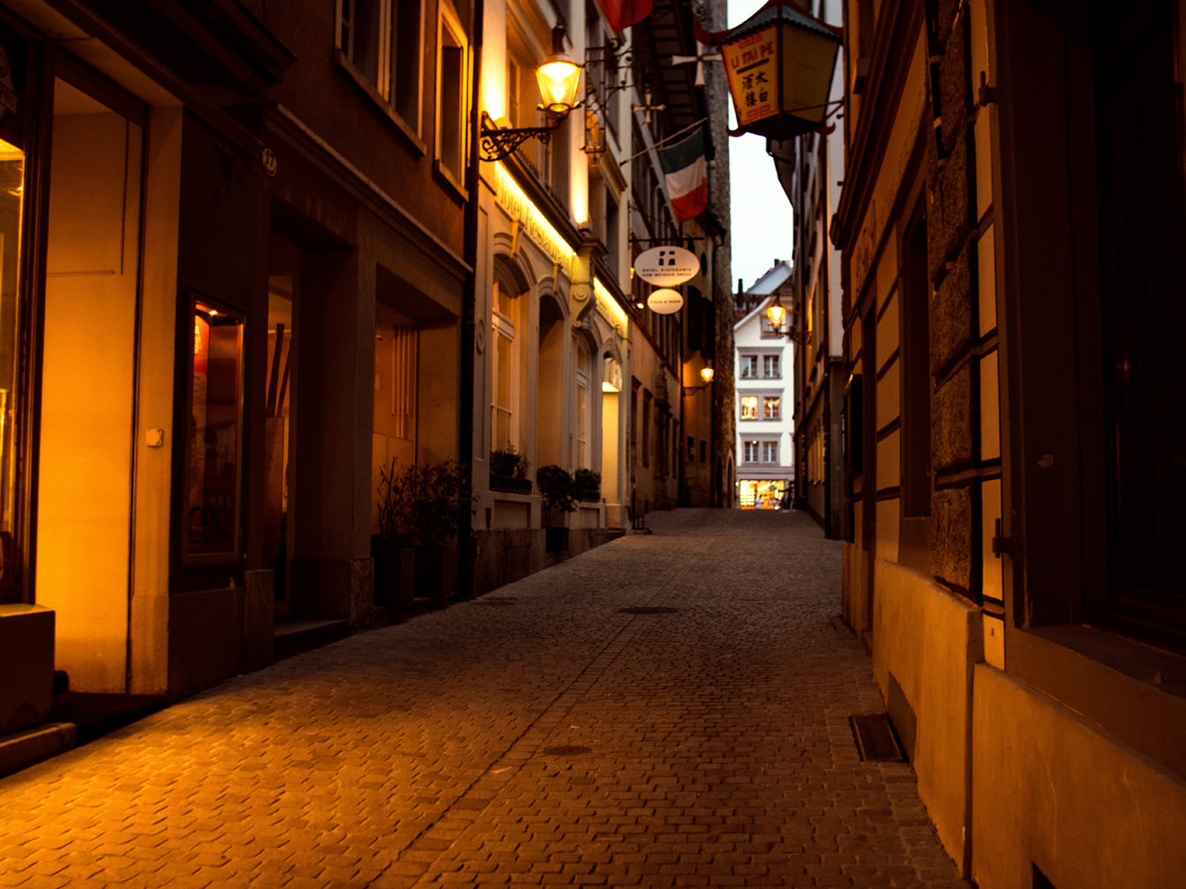 Citylife streetphotography Colors